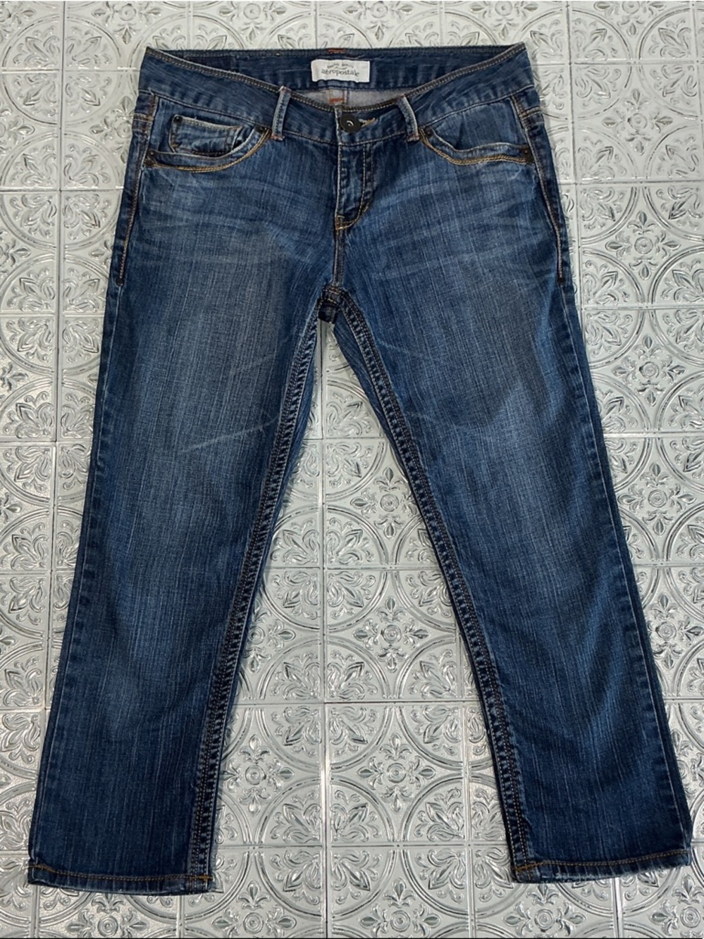 Aeropostale Medium Wash Low Rise Straight Leg Jeans Size 7/8 Y2K Denim Trousers
